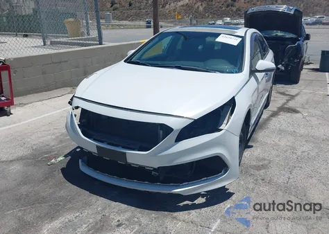 2017 Hyundai Sonata Sport z USA, uszkodzony, nr VIN 5NPE34AF3HH511868